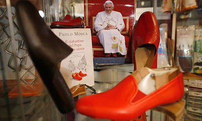 Pope-Benedict-XVIs-famous-010.jpg